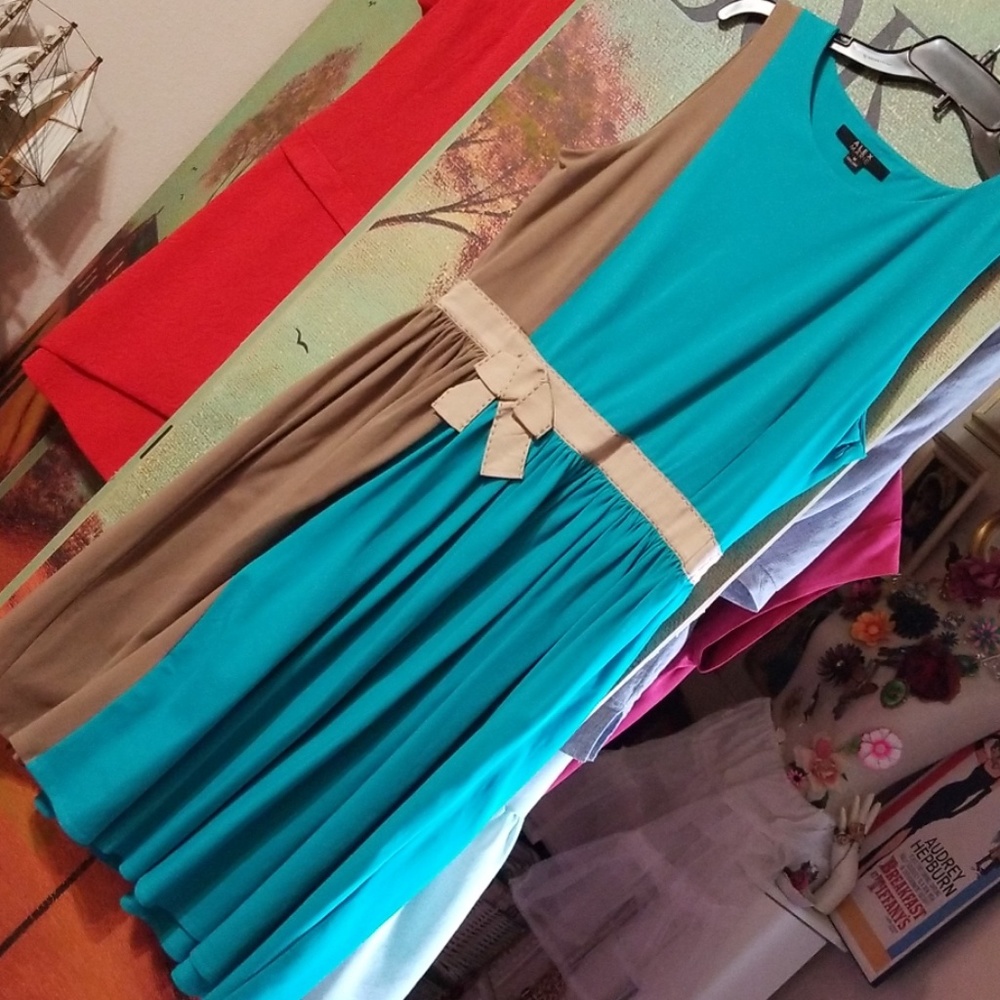 Alex Marie dress